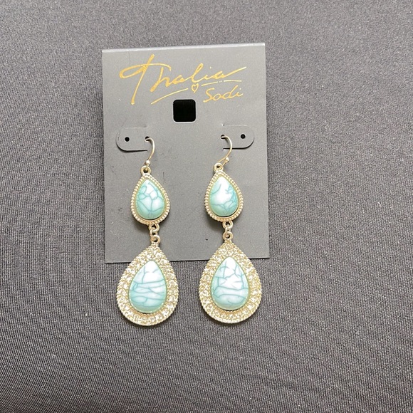 Jewelry Bundle! Bracelet, Earrings & Ring from Macys BRAND NEW! NEVER USED! - Picture 4 of 7